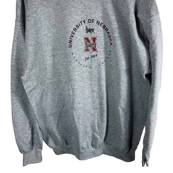 Vintage Gildan University of Nebraska Huskers Sweatshirt - Picture 4 of 7